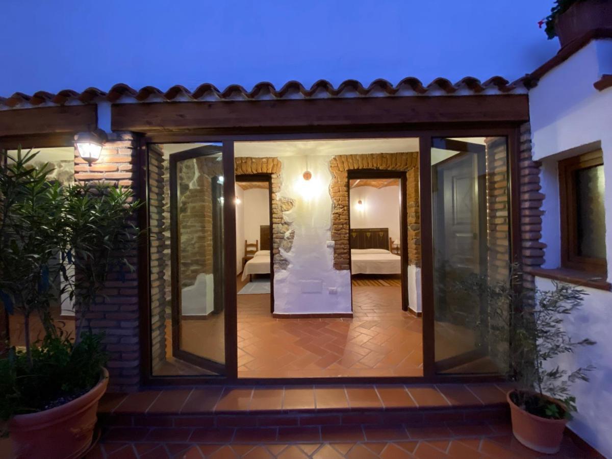 Casa Raimondo Villa Орозеи Екстериор снимка