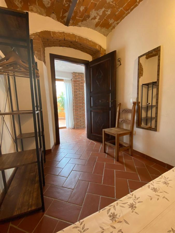 Casa Raimondo Villa Орозеи Екстериор снимка